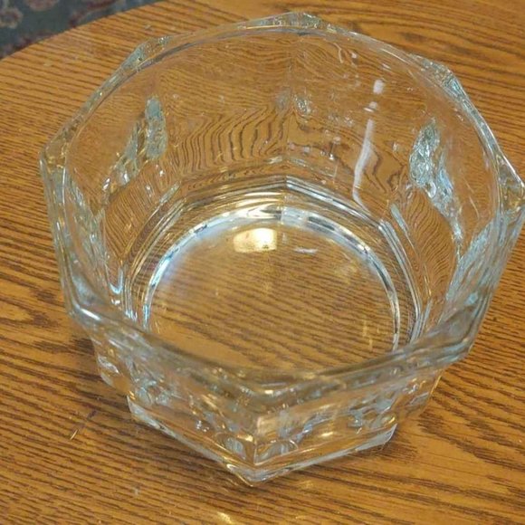 Vintage Octagon Clear Glass Dish - Picture 3 of 9